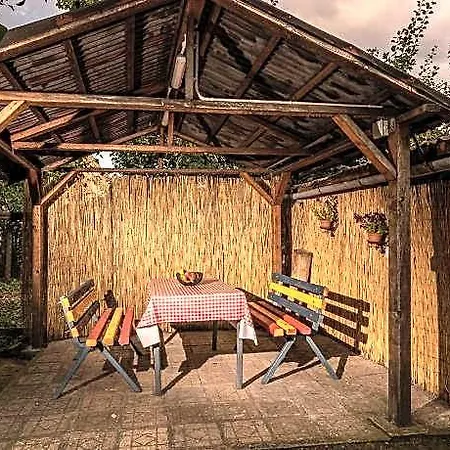 Cozy Corner Отель Брашов