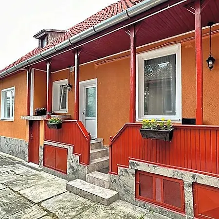 Cozy Corner Отель Брашов